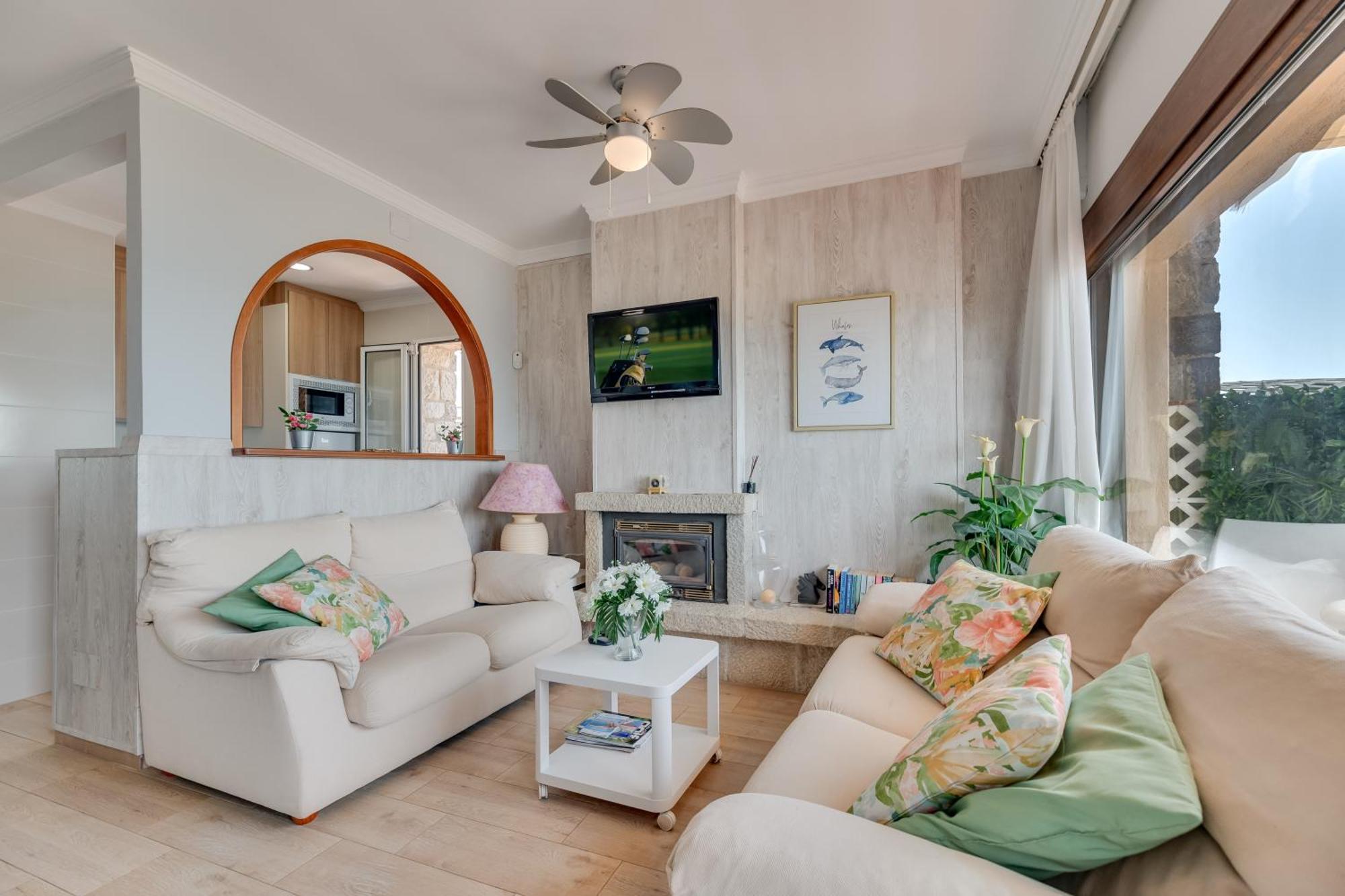Xpce Playa Bajondillo Terrace - Parking Free Apartment